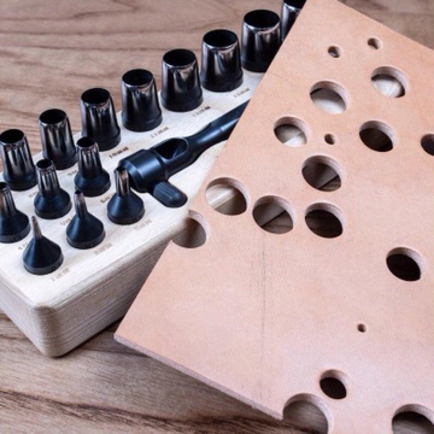 The Set Of Replaceable Leather Hole Punch Tools, Leather Hole Cutting, Leather Craft Tool, Pricking Tool, Punchers Leather Hole Punch ToolYorkshine
